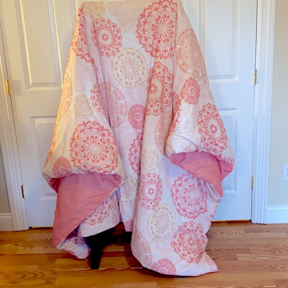 Cynthia Rowley 3 Piece Comforter Set